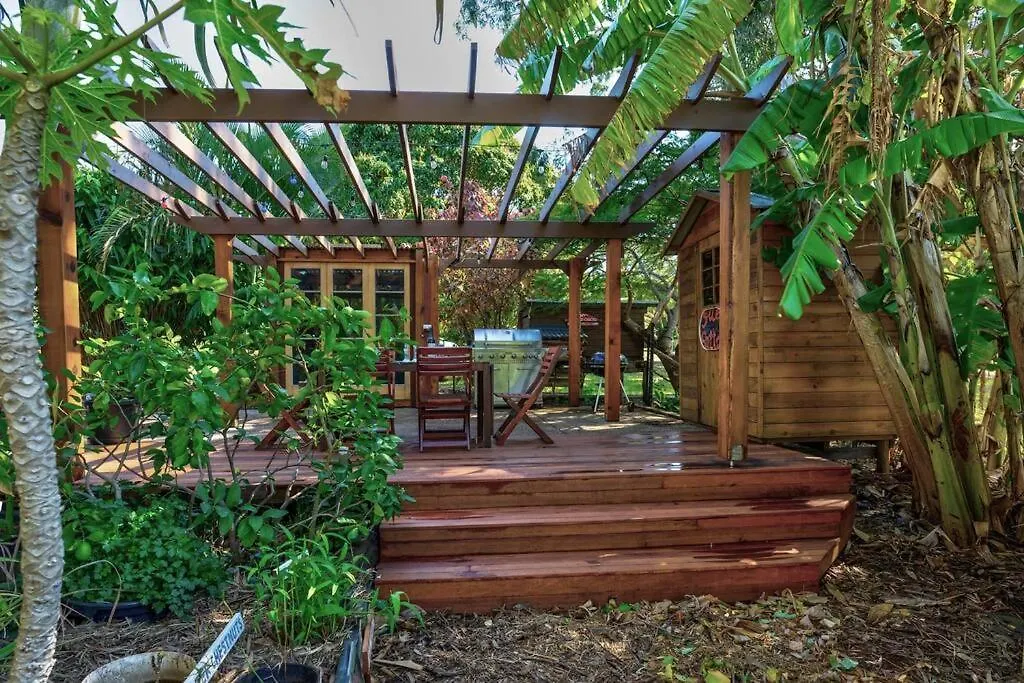 Enchanted Garden Cottage With Bikes And Air Con Russell Island 0*,  Australia